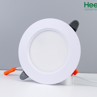 led_downlight/vien-trang/downlight-the-he-moi-trangg-12.jpg