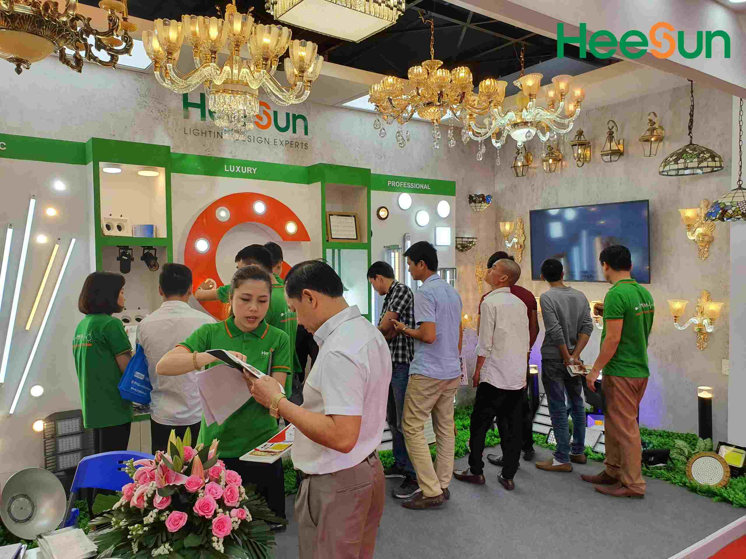 Heesun Việt Nam lên sóng truyền hình tại VIETBUILD - Heesun Lighting | Thương hiệu đèn LED cao cấp