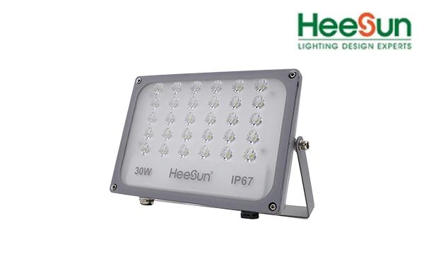 đèn led pha bee light